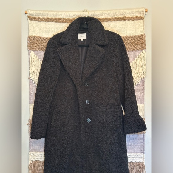 LOFT Cozy Black Sherpa Coat - Picture 2 of 14